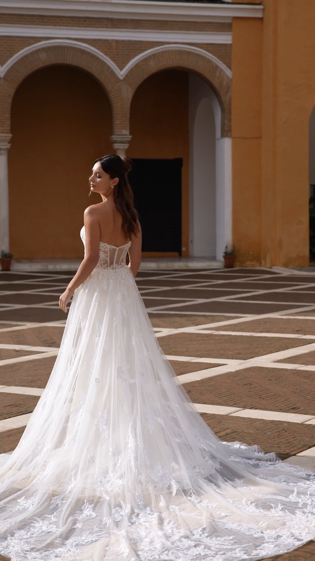 ValStefani RAMONA Sexy Unlined Sweetheart and Open Illusion Back Divina Crepe and Tulle Mermaid with Detachable Train