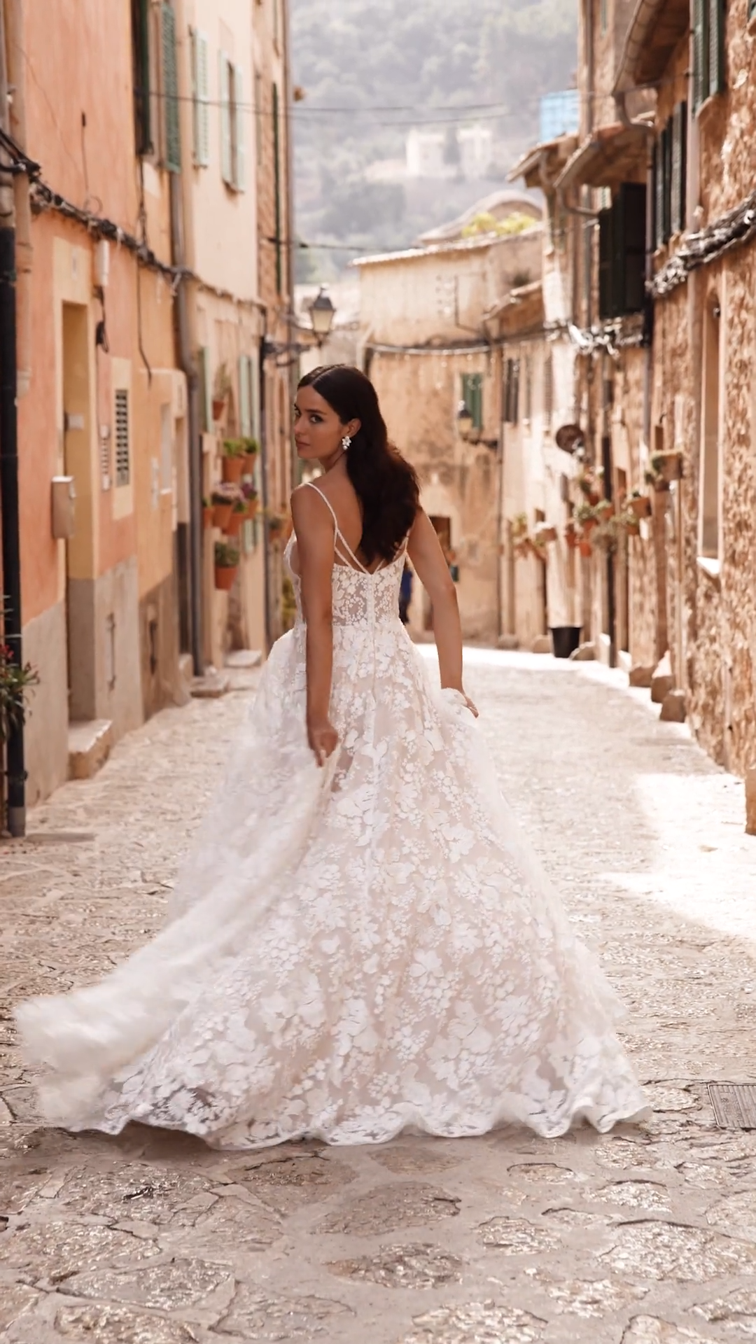 Country lace A-line wedding dress with scoop neckline and pockets with beaded back Country lace A-line wedding dress with scoop neckline and pockets with beaded back